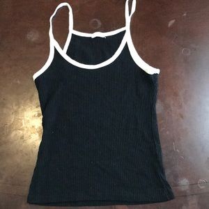 Black tank top - tight